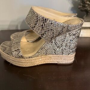 Jessica Simpson wedge